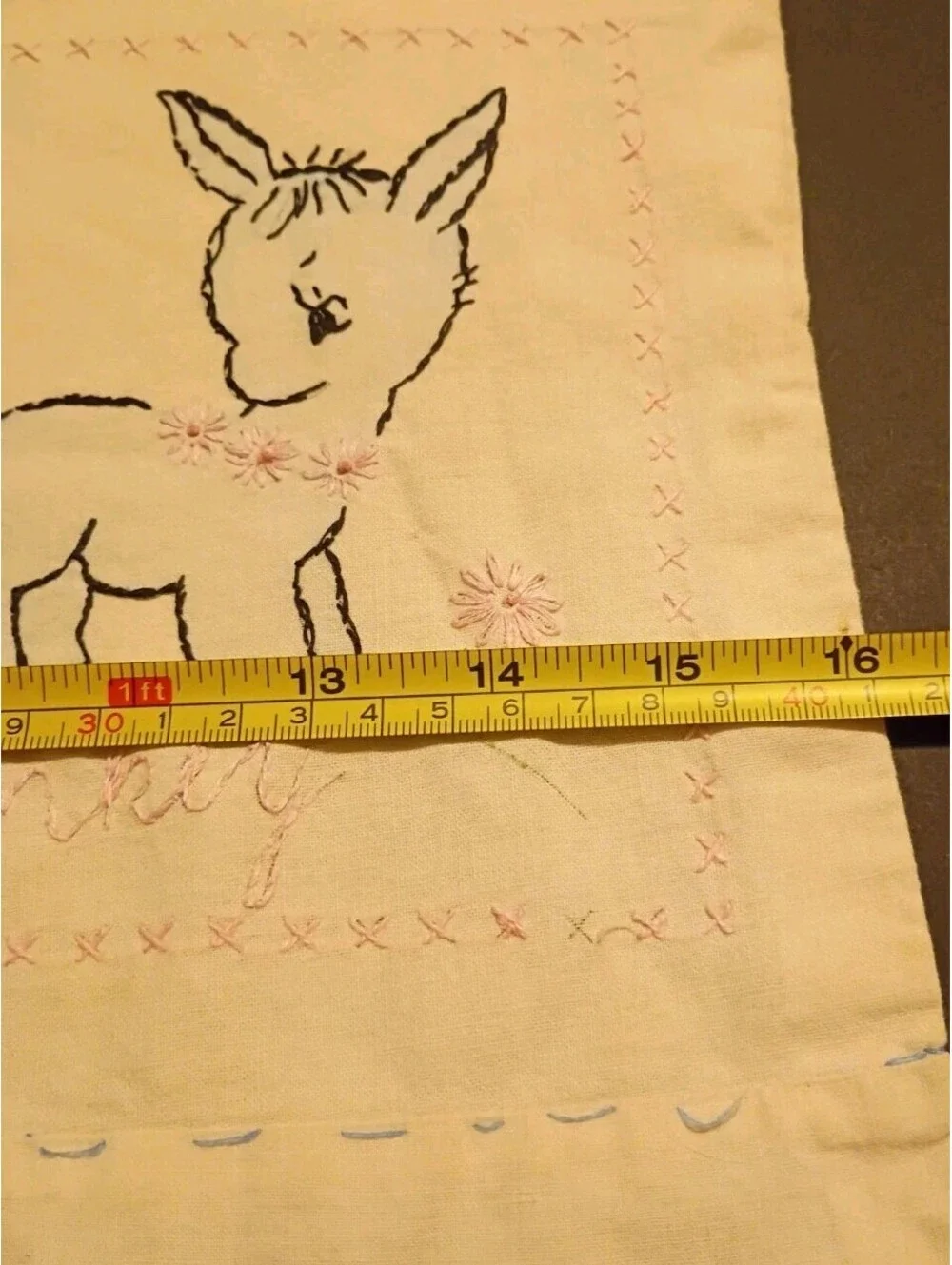 Vintage 50s Handmade Embroidered Baby Doll Quilt Blanket 20.5x16